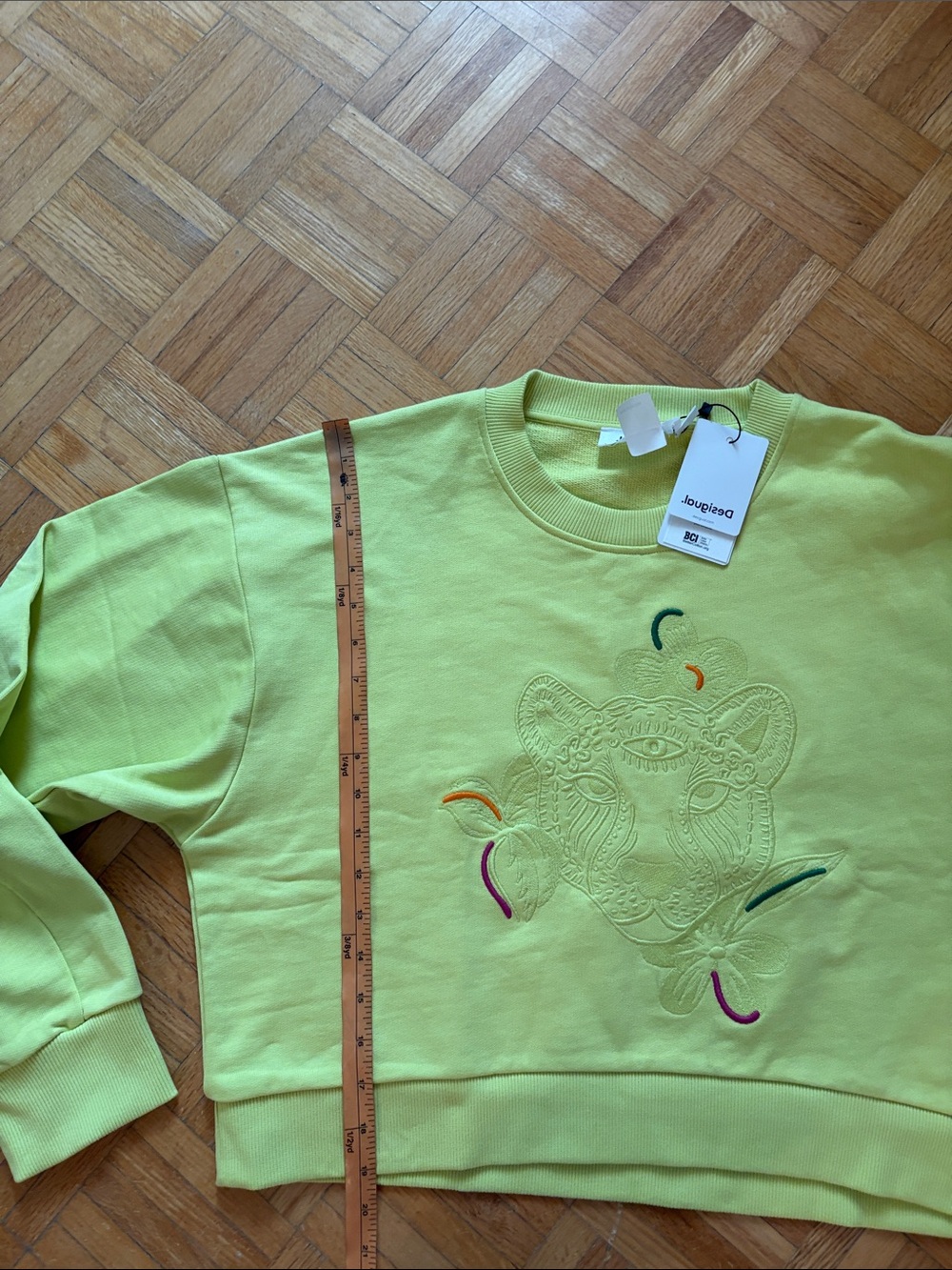 Desigual Graphic Cropped Sweatshirt - Picture 4 of 10